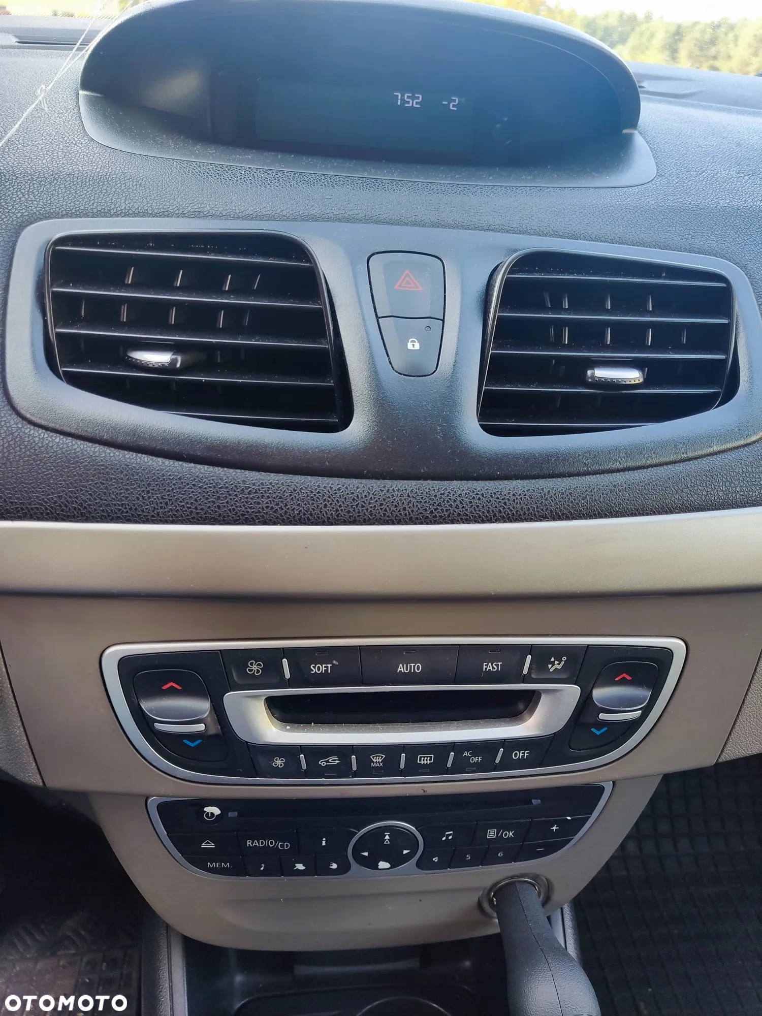 Renault Megane - 11