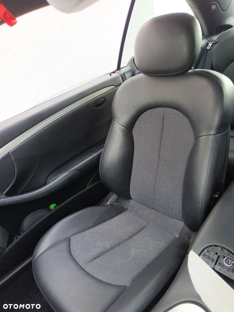Mercedes-Benz CLK 220 CDI Avantgarde - 18