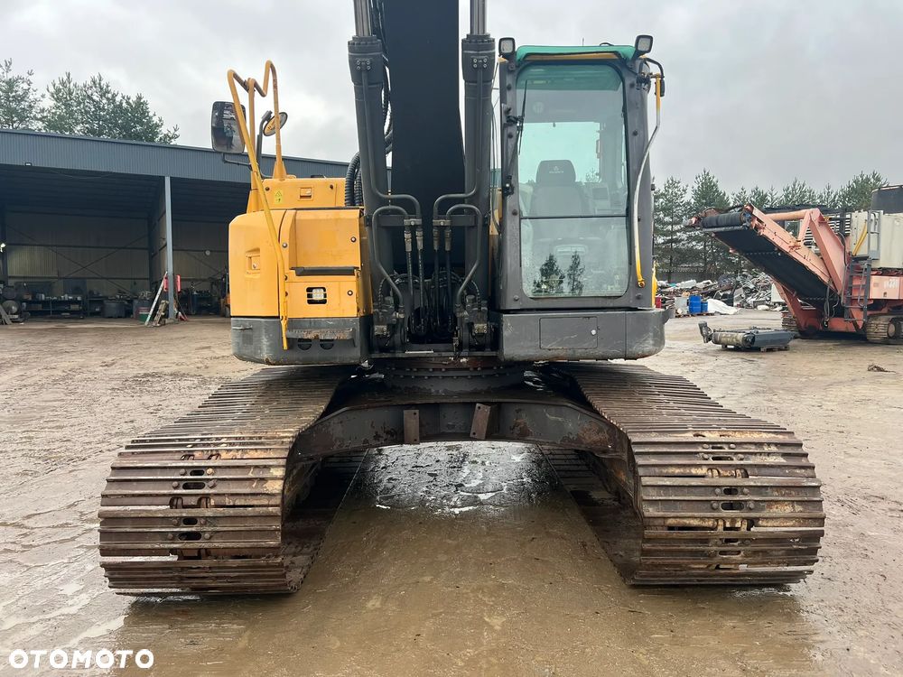 Volvo ECR235 DL - 7