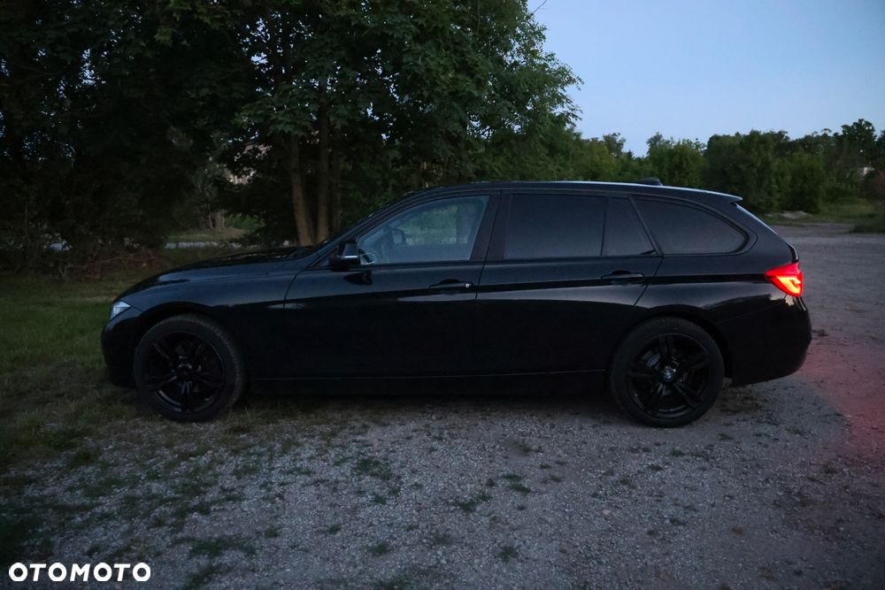 BMW Seria 3 320d xDrive - 8