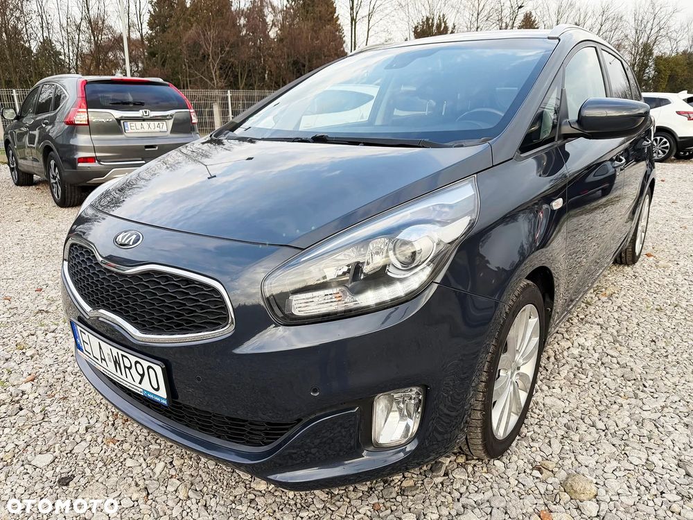Kia Carens 1.6 GDI Fifa World Cup Edition - 4