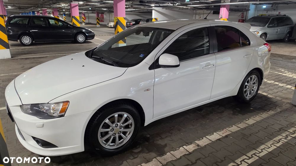 Mitsubishi Lancer 1.8 DID Invite - 8