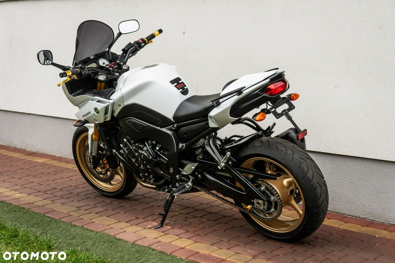 Yamaha FZ - 4