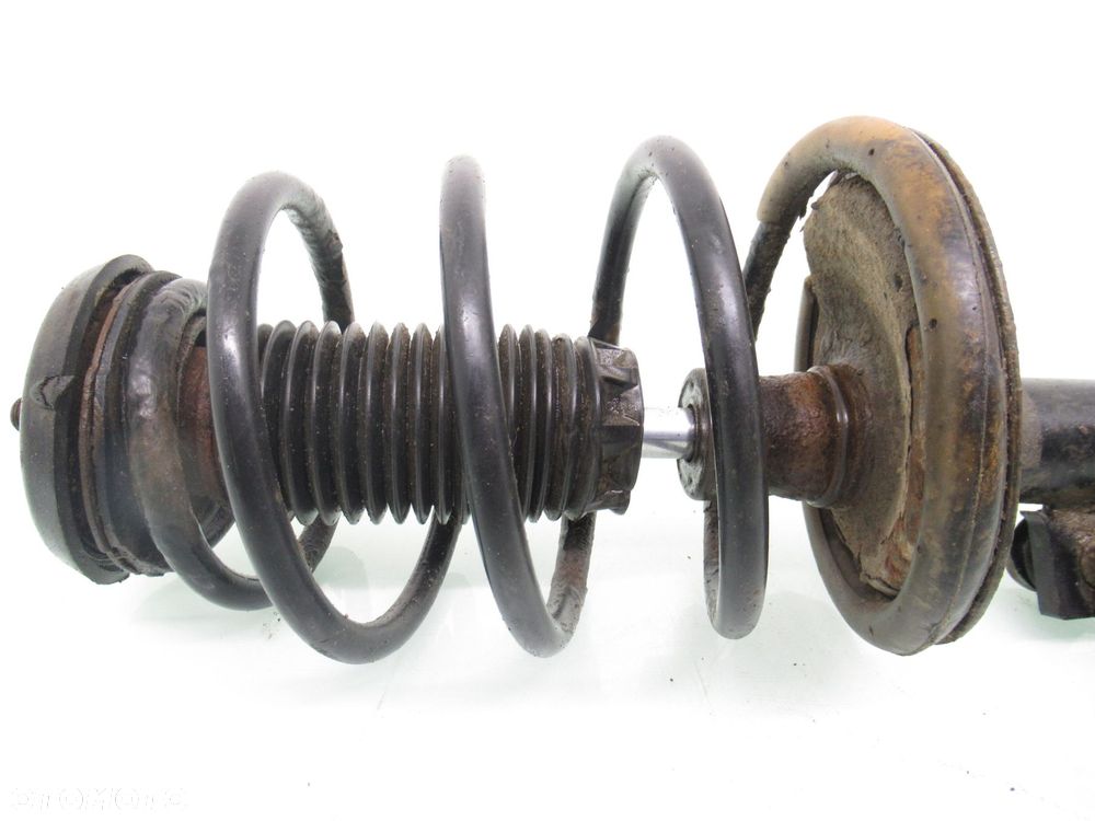 MCPERSON PRAWY PRZEDNI PEUGEOT 307 1.6 HDi - 4