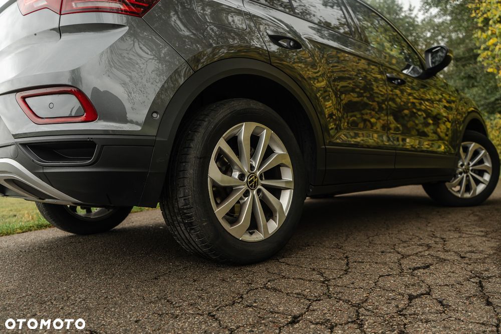 Volkswagen T-Roc - 13