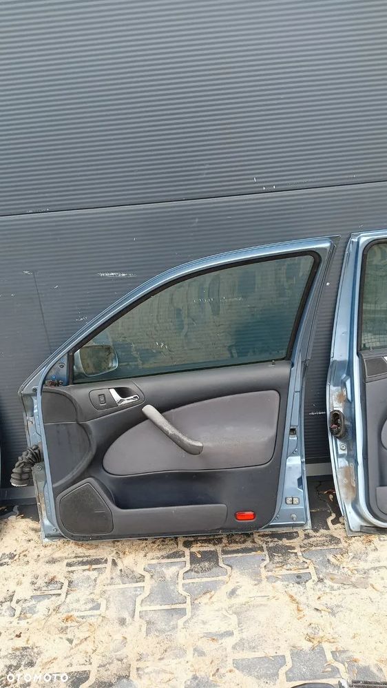 OCTAVIA I KOMBI DRZWI KLAPA BŁOTNIK CHŁODNICA WODY ROLETA BAGAŻNIKA - 16