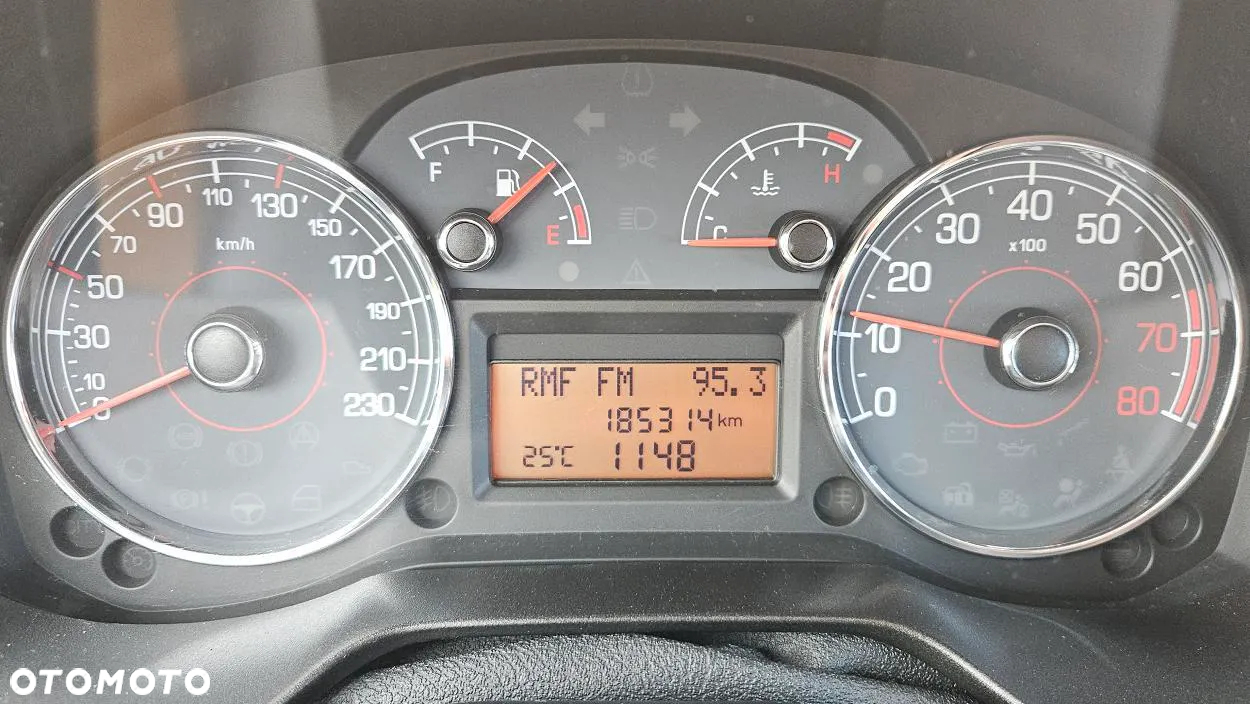 Fiat Grande Punto 1.4 8V Dynamic - 27