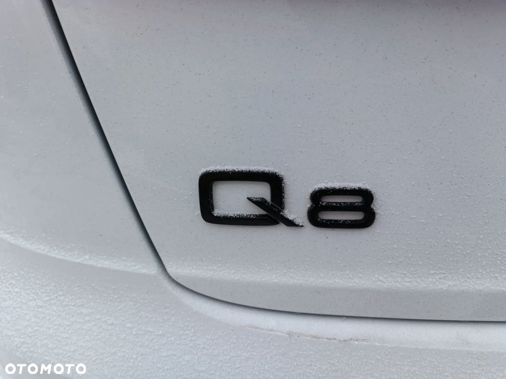 Audi Q8 55 TFSI quattro tiptronic - 11