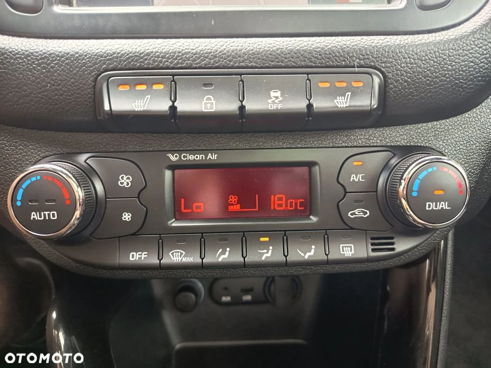 Kia Ceed 1.6 T-GDI GT - 25