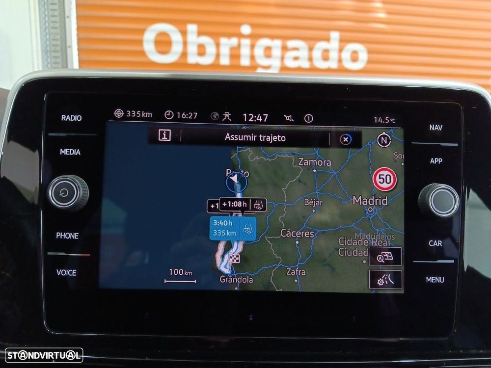VW T-Roc 2.0 TDI R-Line DSG - 26