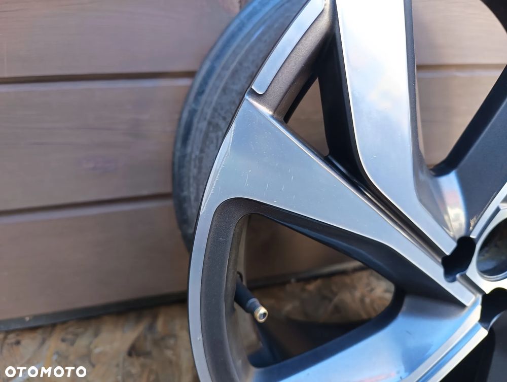 Felga Aluminiowa Renault Clio 4 IV RS 7x17 ET37 - 7