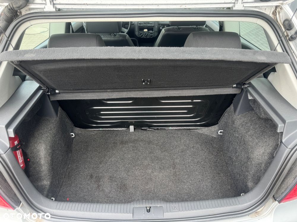 Volkswagen Polo 1.2 Comfortline - 17
