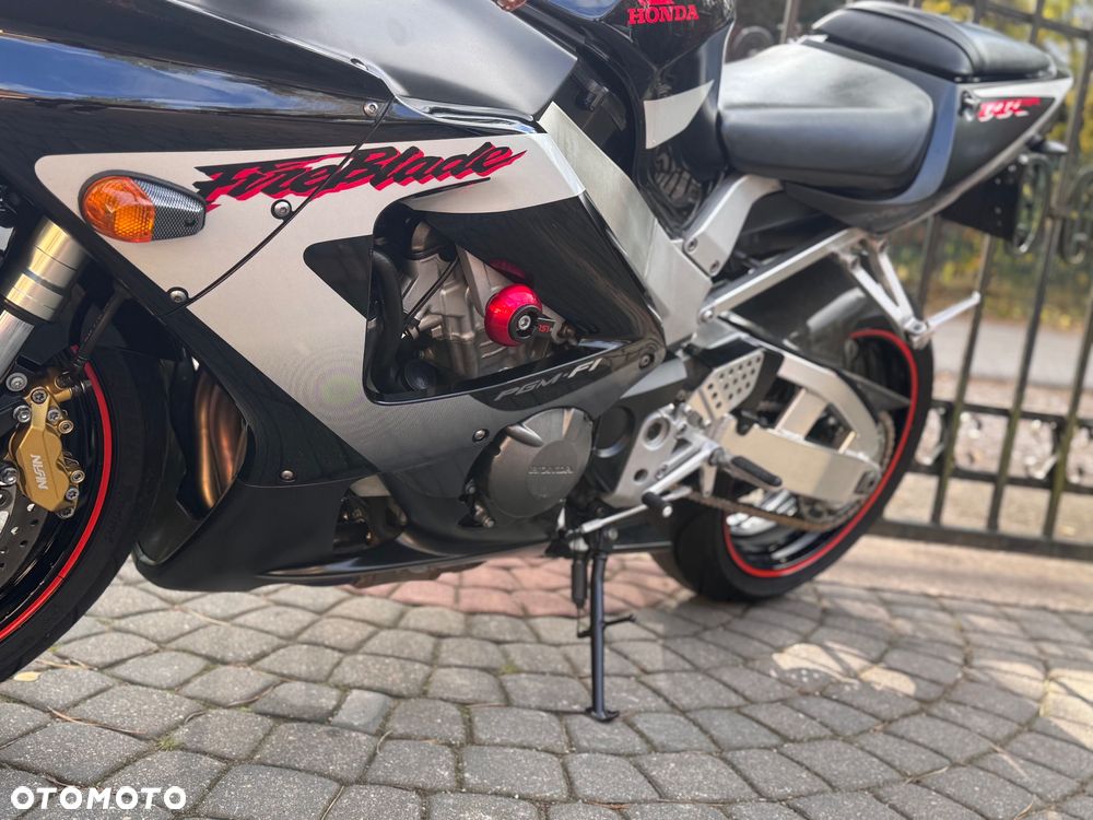Honda CBR - 17