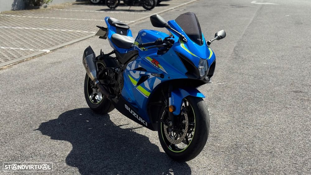 Suzuki GSX-R - 1