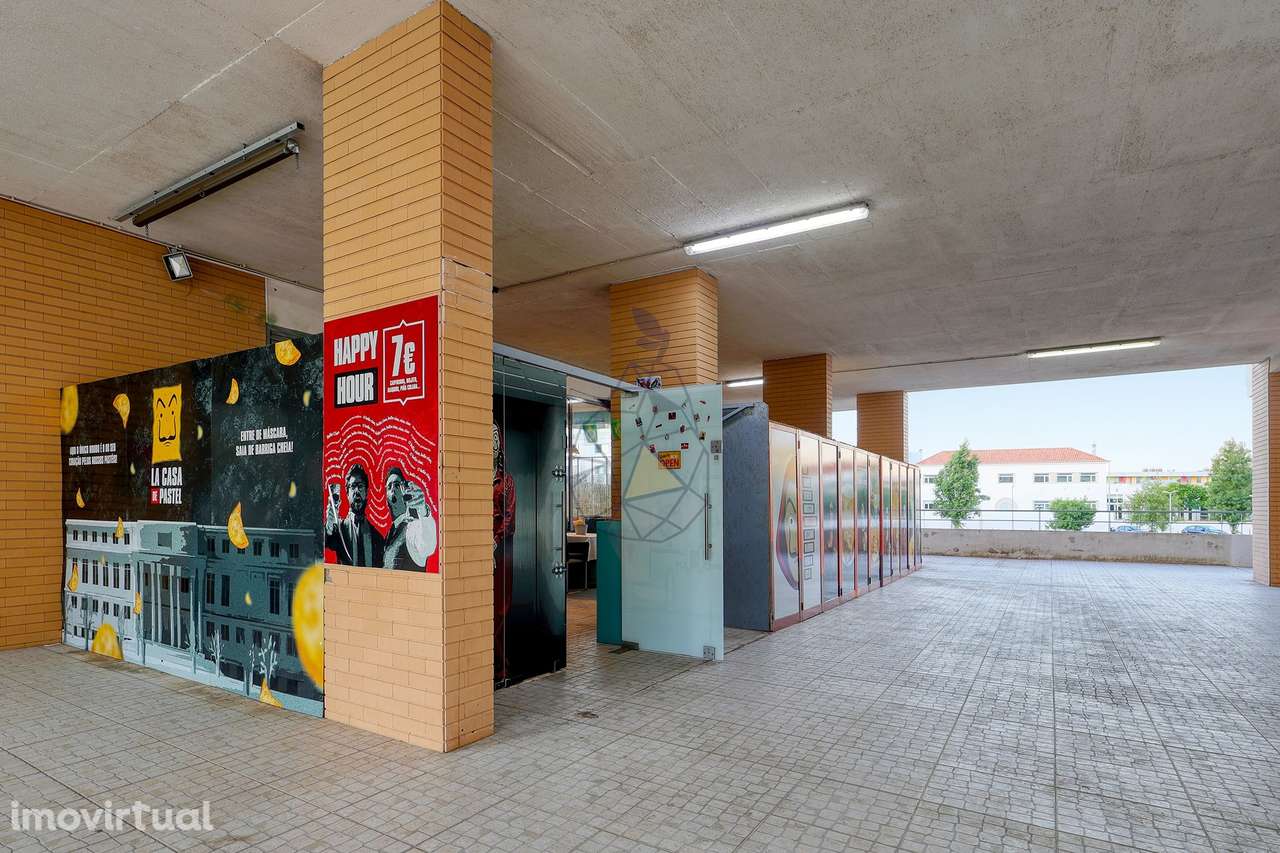 Snack Bar Mobilado e Equipado em Funcionamento para Trespasse na Vila - Grande imagem: 4/49