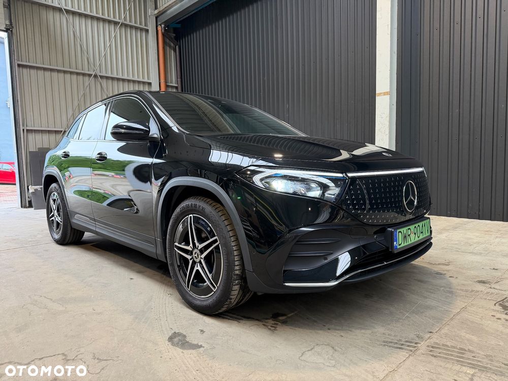 Mercedes-Benz EQA 250+ 70.5kWh AMG Line - 1