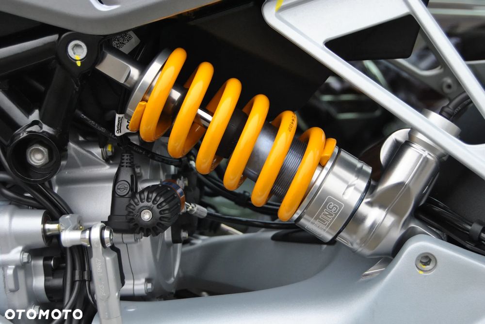 Moto Guzzi V100 Mandello - 37