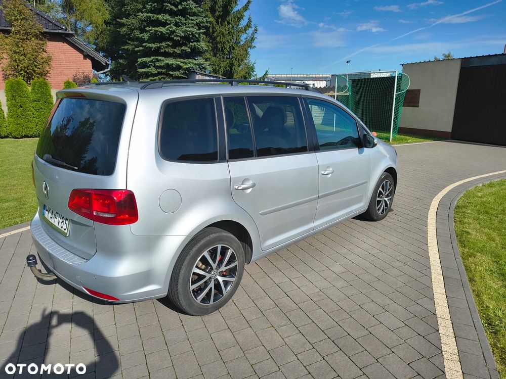 Volkswagen Touran 2.0 TDI DPF Comfortline - 8