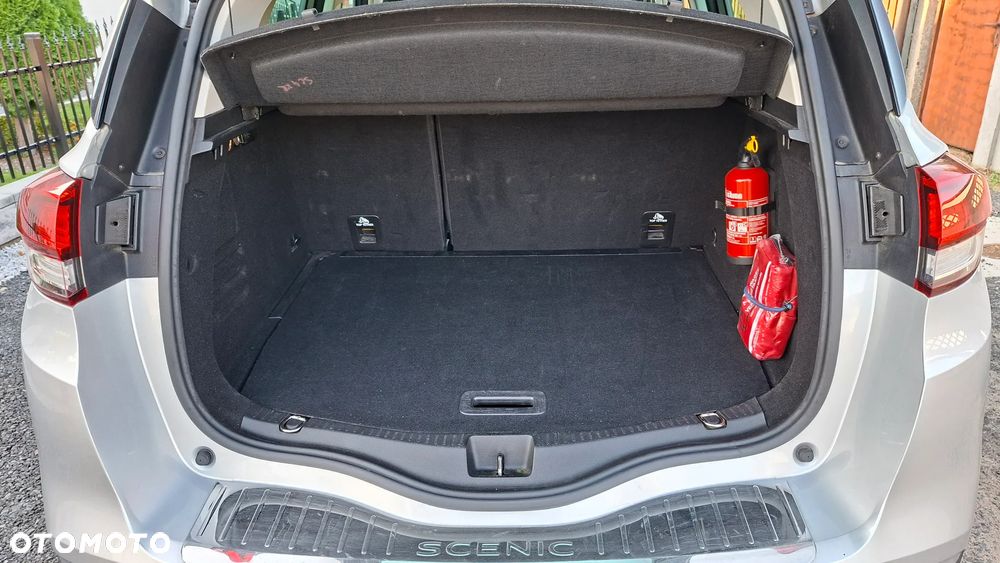Renault Scenic - 10