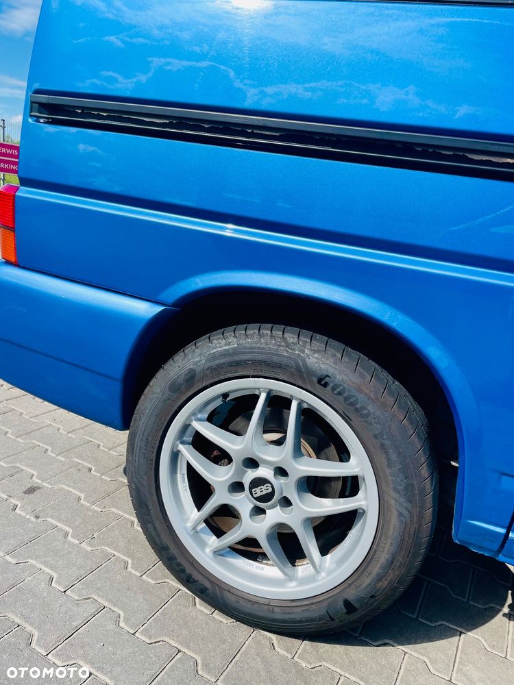 Volkswagen Multivan - 22