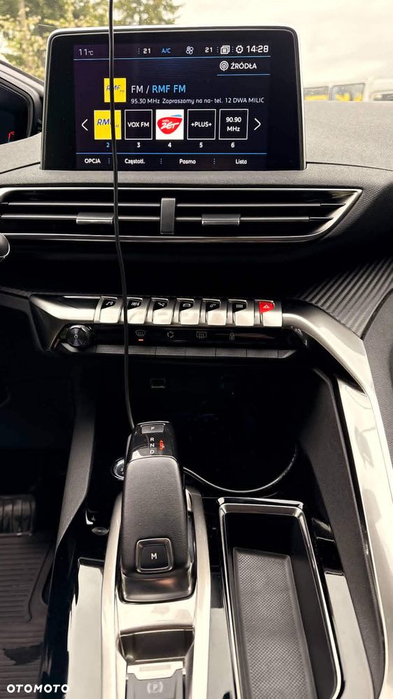 Peugeot 3008 1.2 PureTech Active S&S EAT8 - 4