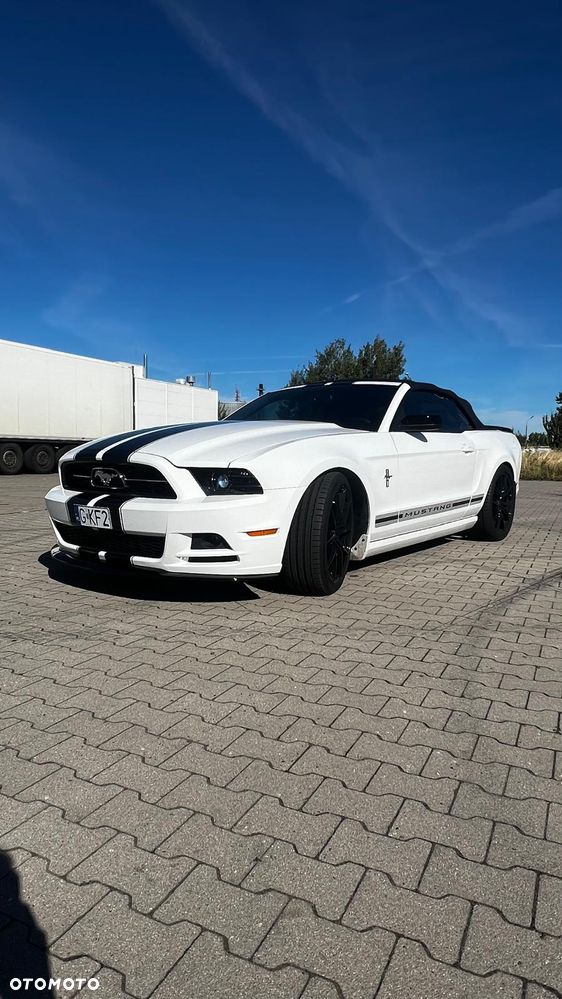 Ford Mustang 3.7 V6 Premium - 3