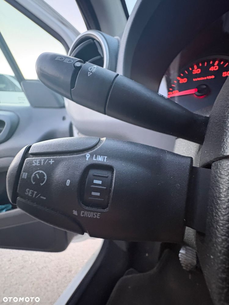 Peugeot Partner e-HDi FAP 92 Stop&Start Active - 18