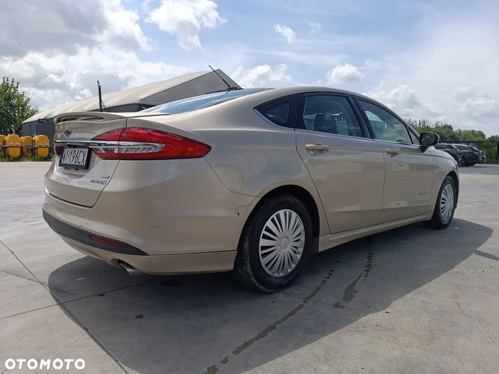 Ford Fusion - 6