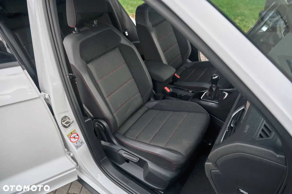Volkswagen T-Roc 1.5 TSI OPF R-Line - 24
