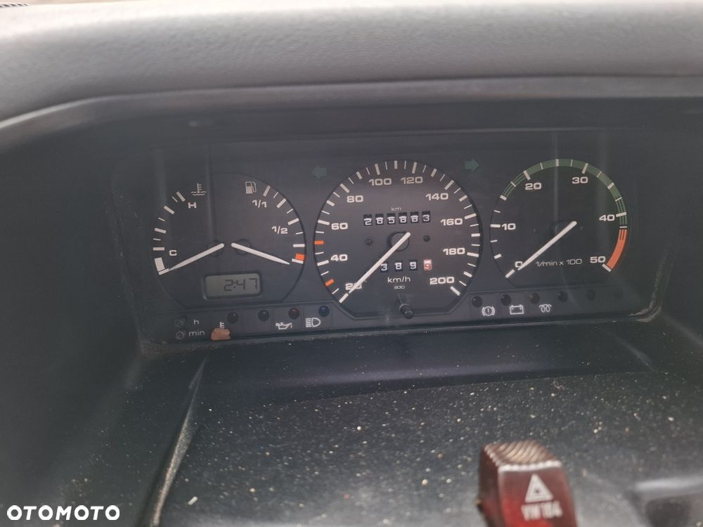 Volkswagen Transporter - 8