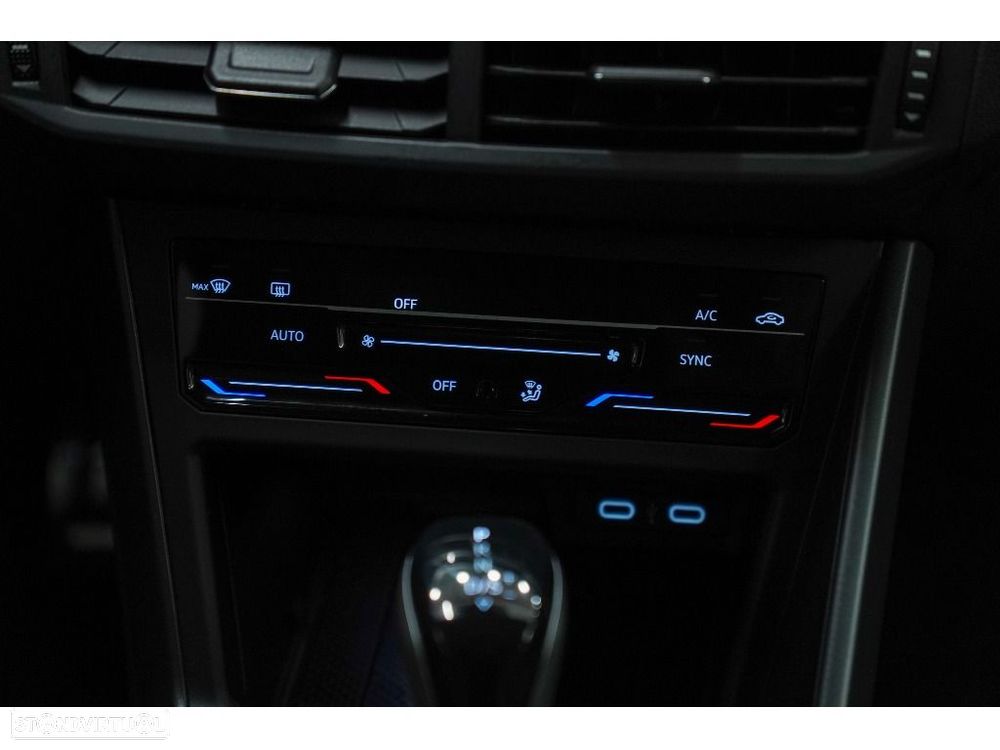 VW Taigo 1.0 TSI R-Line DSG - 30