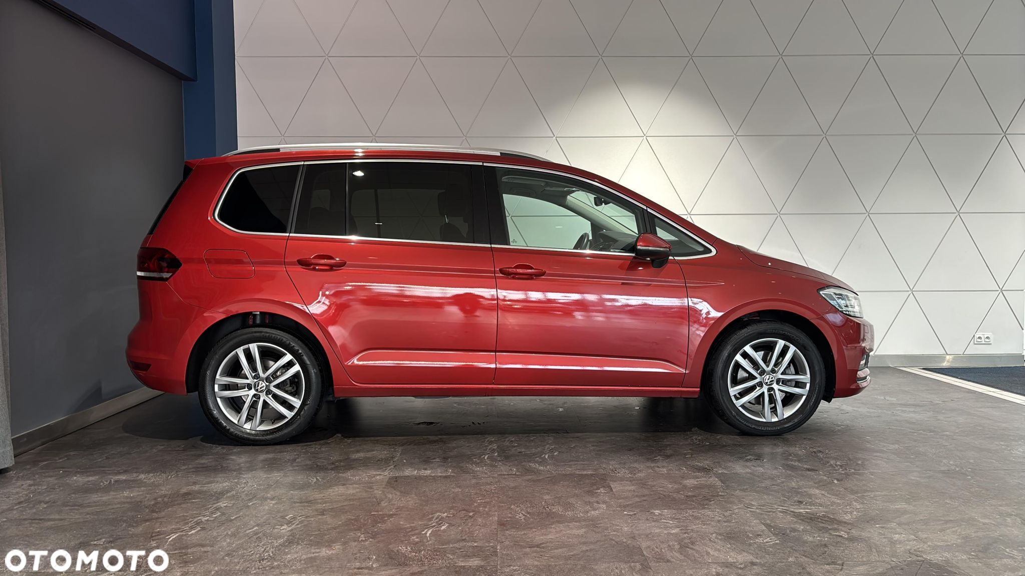 Volkswagen Touran 2.0 TDI BMT Highline DSG - 6