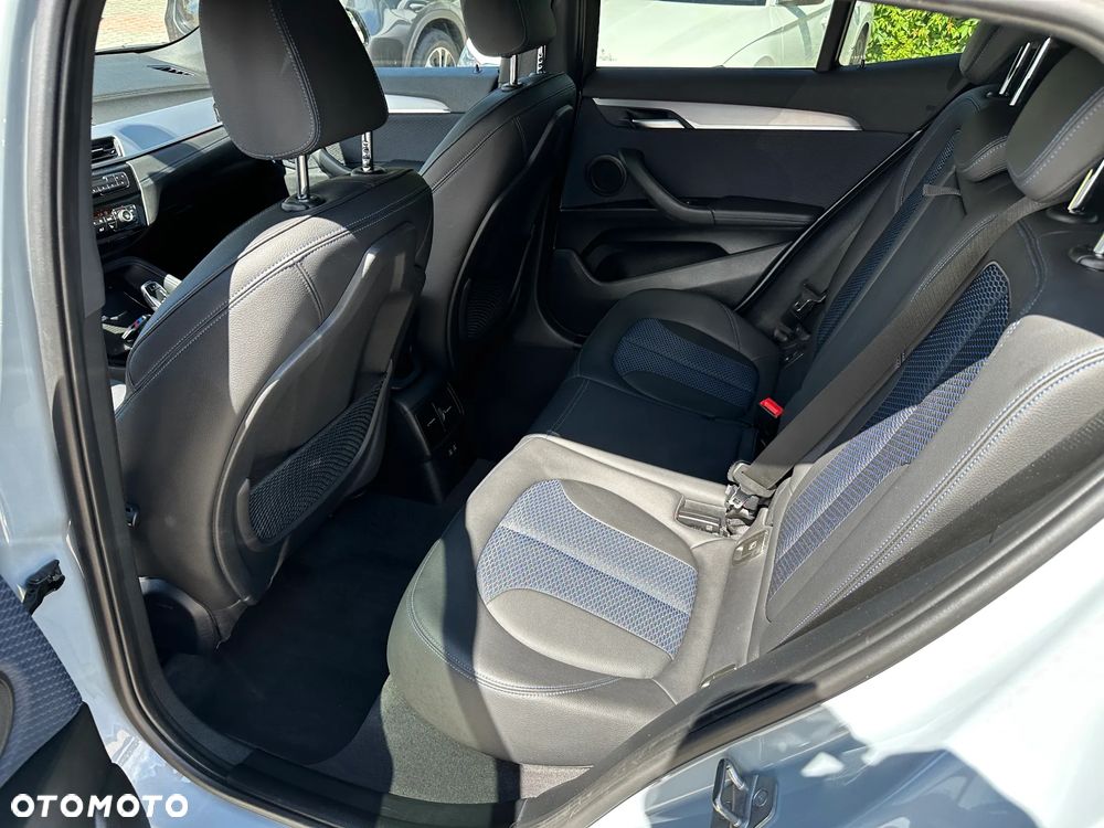 BMW X2 - 21