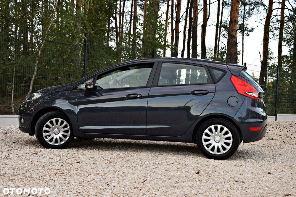 Ford Fiesta - 22