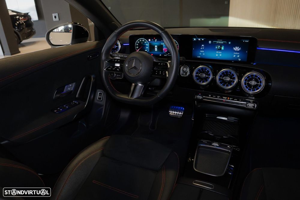 Mercedes-Benz CLA 180 7G-DCT AMG Line - 25