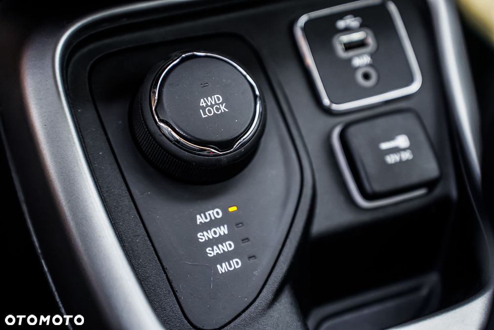 Jeep Compass - 18