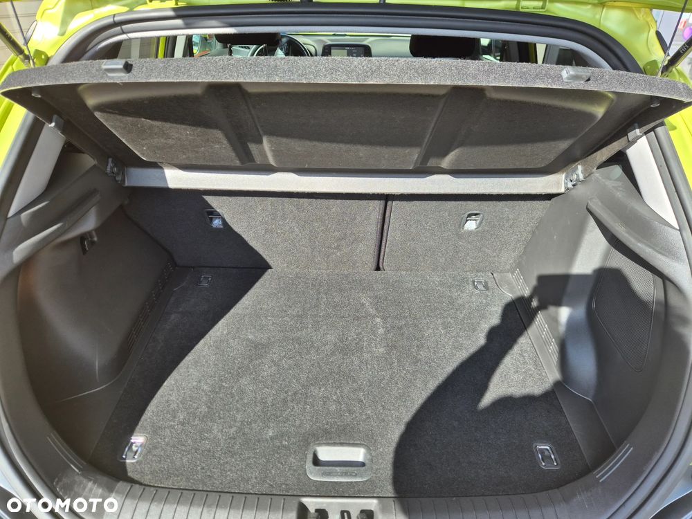 Hyundai Kona - 16