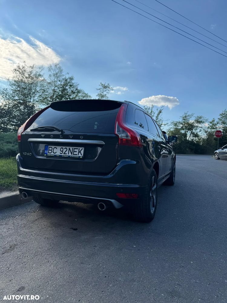 Volvo XC 60 D5AWD R-Design - 2