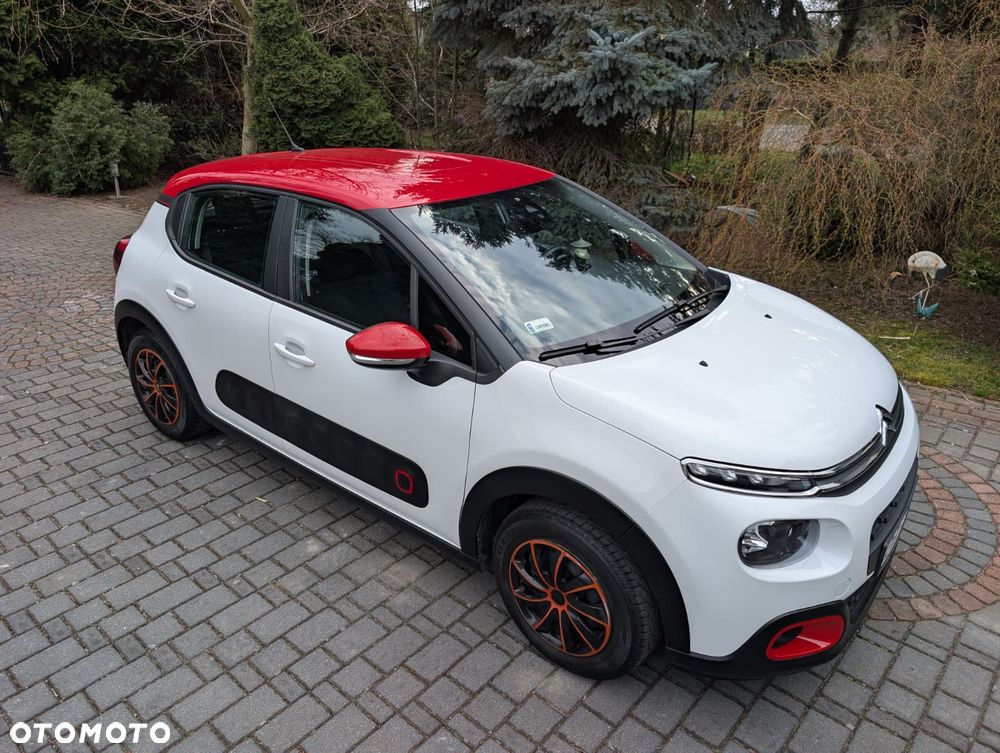 Citroën C3 1.2 PureTech Feel - 1