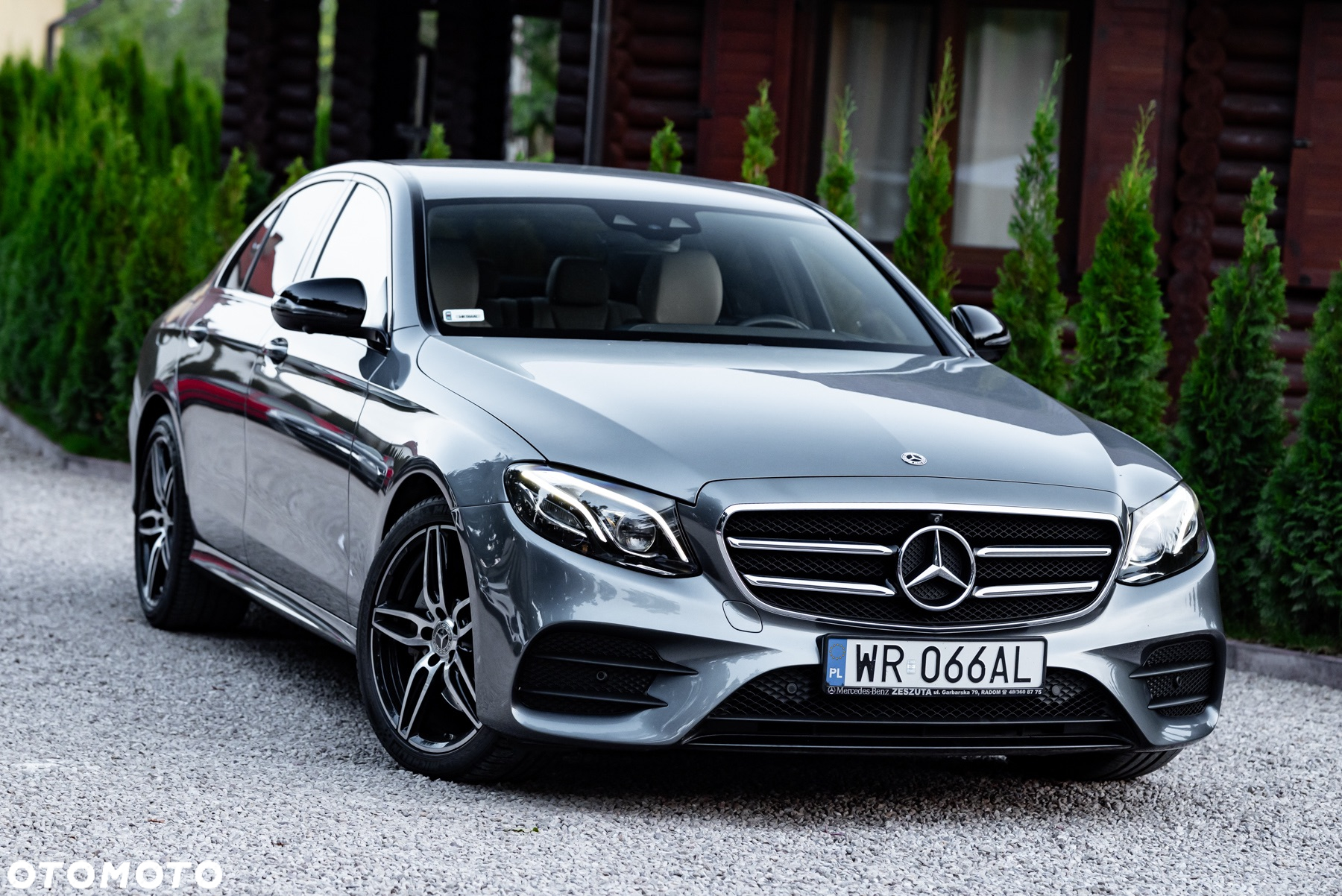 Mercedes-Benz Klasa E 200 4Matic 9G-TRONIC - 4