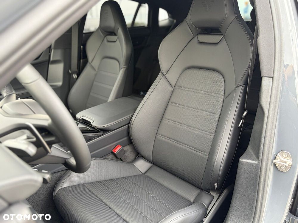 Porsche Panamera - 11