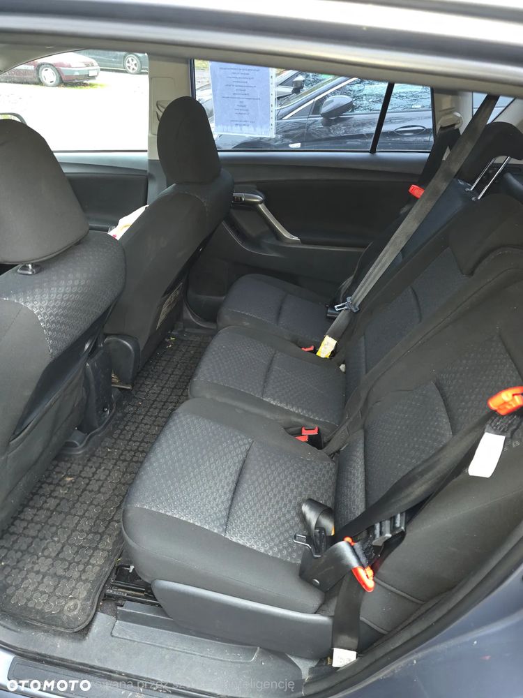 Toyota Verso 2.0 D-4D Sol - 17