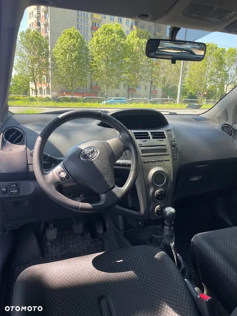 Toyota Yaris 1.4 D-4D Sol - 21