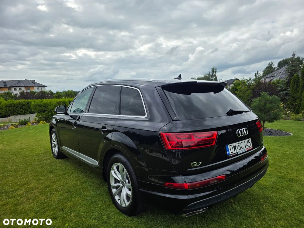 Audi Q7 - 7