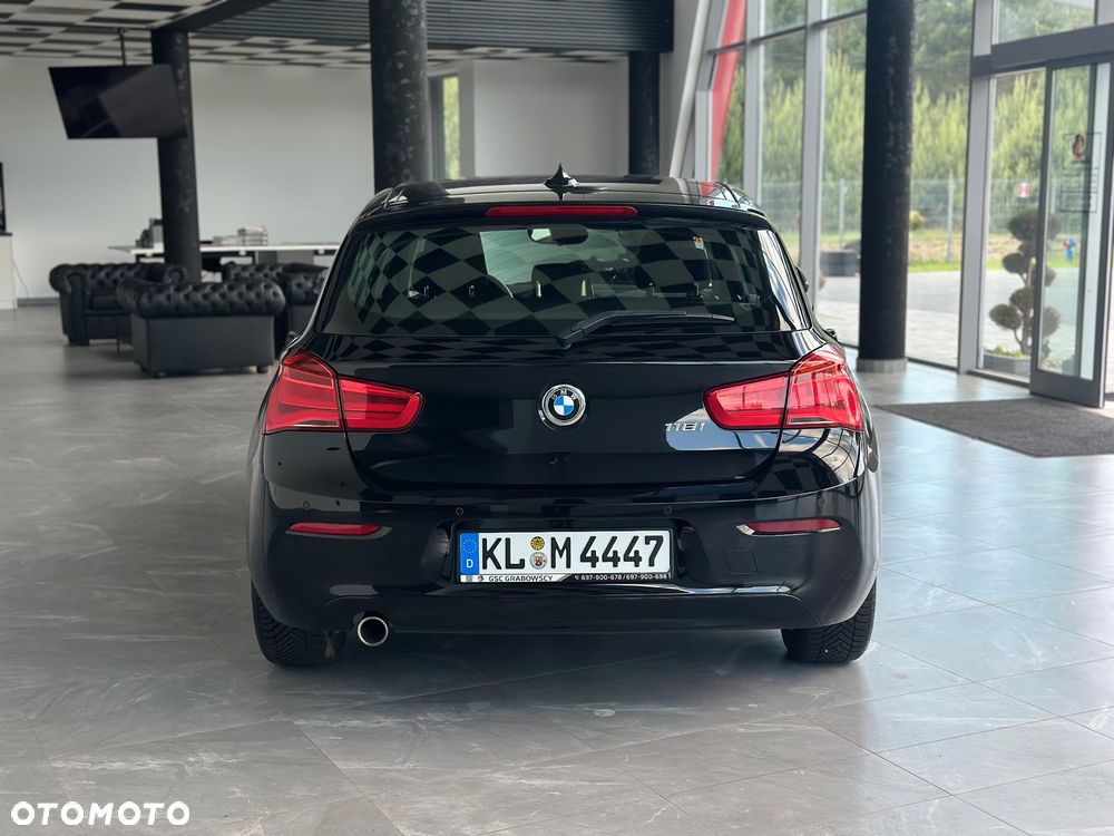 BMW Seria 1 118i - 8