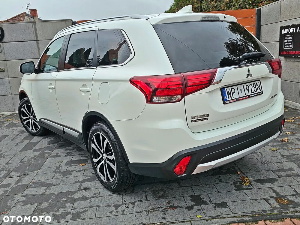 Mitsubishi Outlander 2.0 2WD Invite - 8