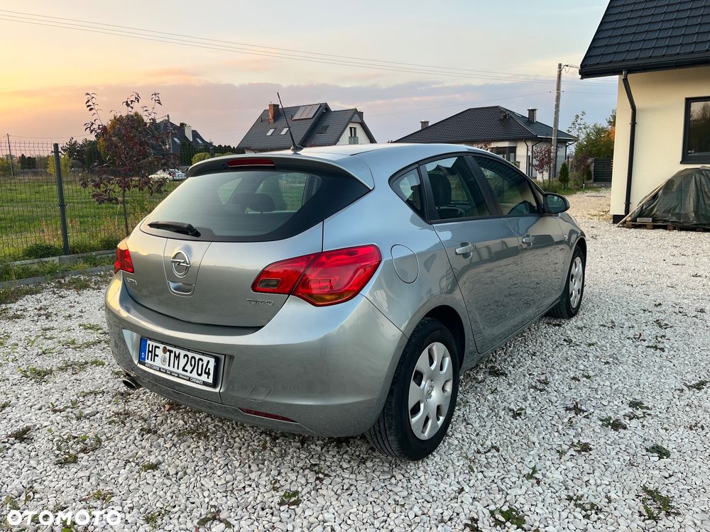 Opel Astra 1.4 Turbo Selection - 16