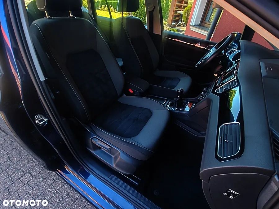 Volkswagen Golf Sportsvan 2.0 TDI (BlueMotion Technology) Highline - 31