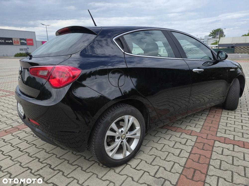 Alfa Romeo Giulietta 1.4 TB Distinctive - 6