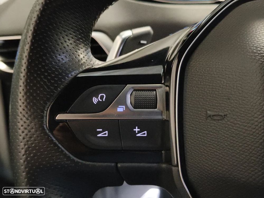 Peugeot 5008 1.6 BlueHDi GT Line EAT6 - 18